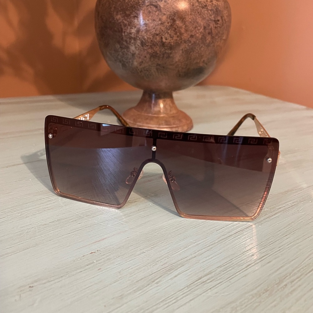 Sunglasses - Fashion (EUC)